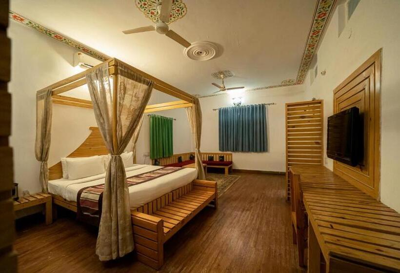 اتاق لوکس, Sparrow Inn Ankur