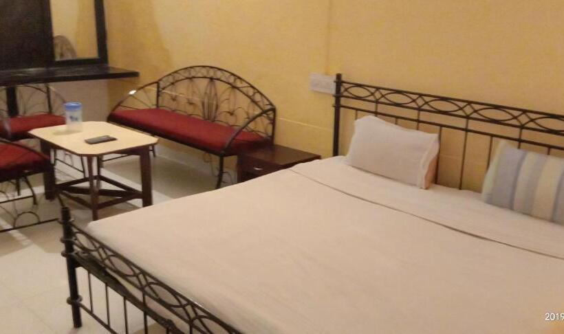 اتاق لوکس, Sparrow Inn Ankur