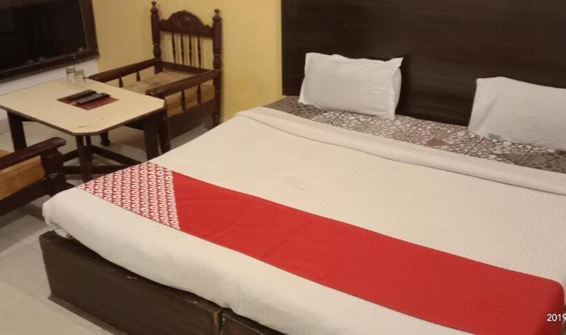 اتاق لوکس, Sparrow Inn Ankur