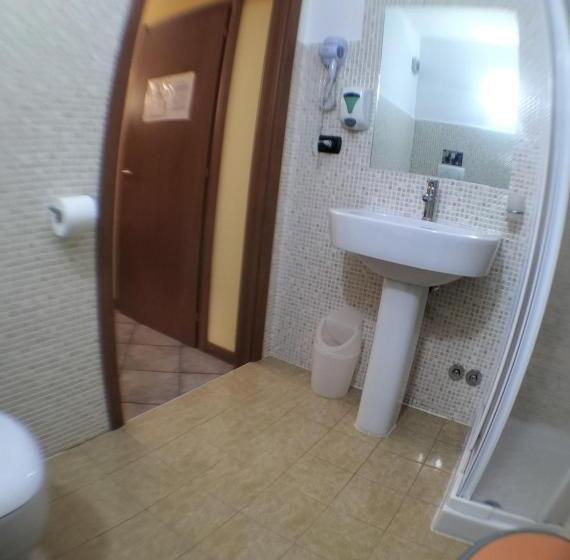 اتاق استاندارد, B&b Le Quercigliole