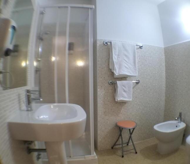 اتاق استاندارد, B&b Le Quercigliole