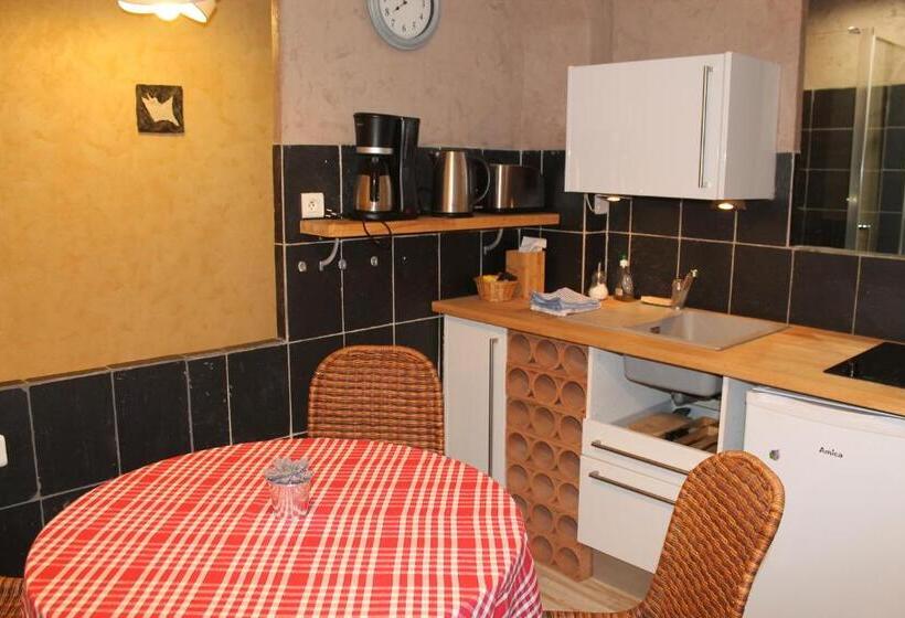 آپارتمان 1 خوابه با تراس, Côté Chambres