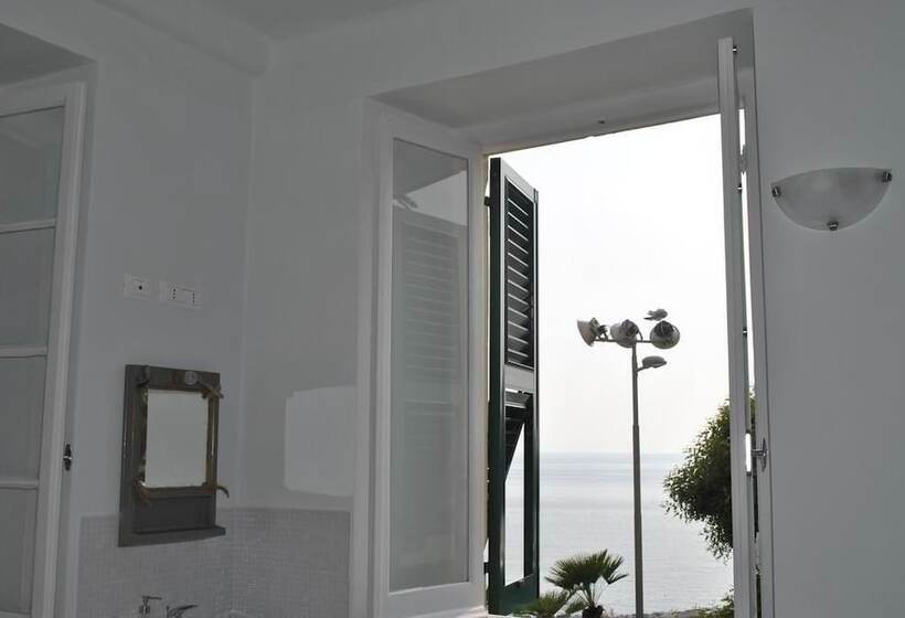 اتاق استاندارد سه نفره, Al Piccolo Scoglio   Room & Breakfast