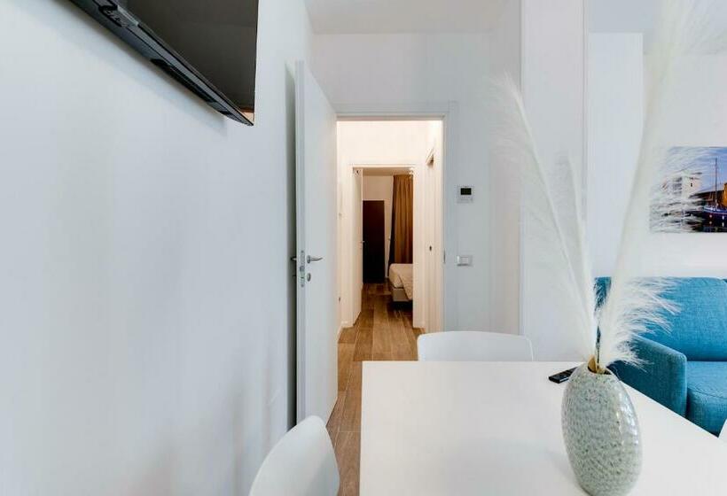 آپارتمان 1 خوابه با چشم‌انداز باغ, Elegance Suite Apartments