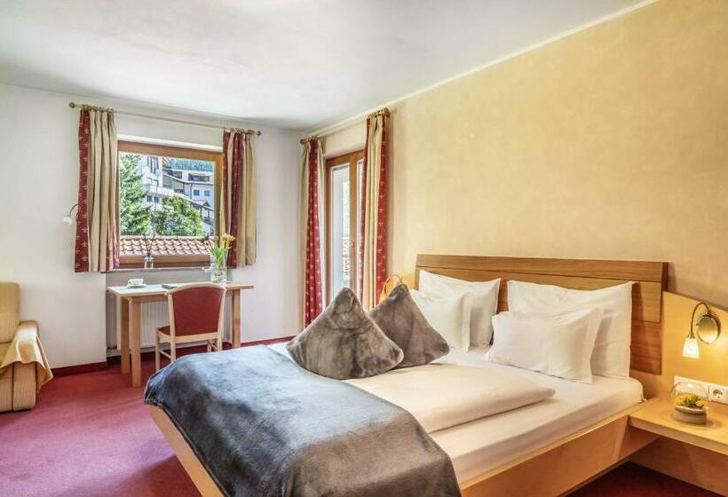 Номер Стандарт с Балконом, Boutique Hotel Kircher