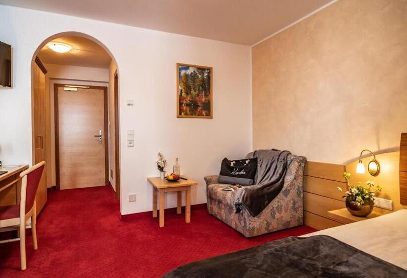 Номер Стандарт Индивидуальный с Балконом, Boutique Hotel Kircher