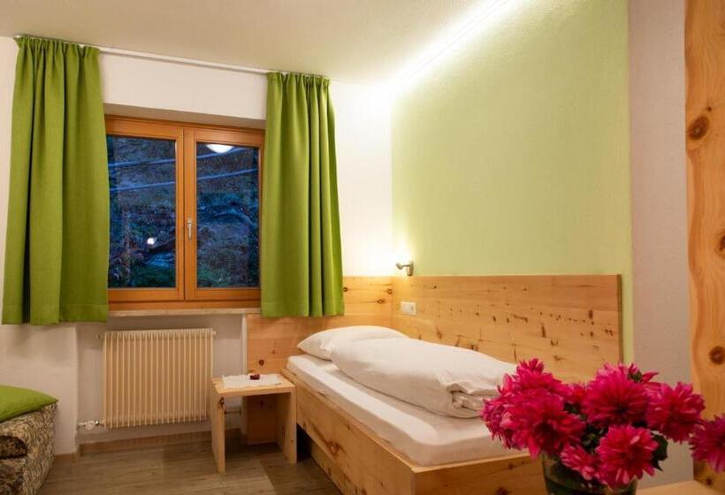 Номер Economy Индивидуальный, B & B Apartments Ortlerblick
