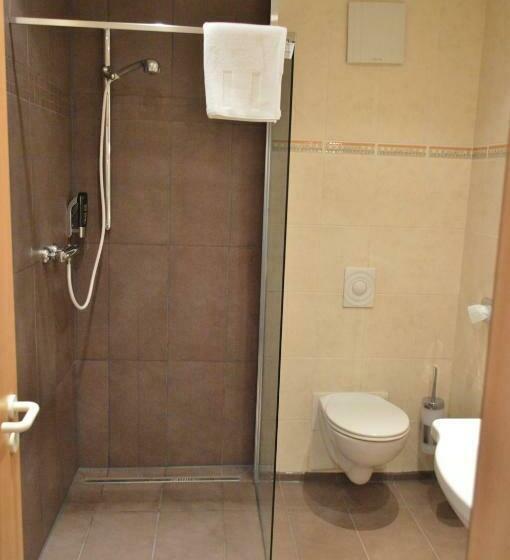 Номер Стандарт, B8 Voerde
