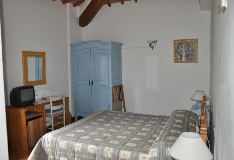スタンダード４人部屋, Villa Acquafredda
