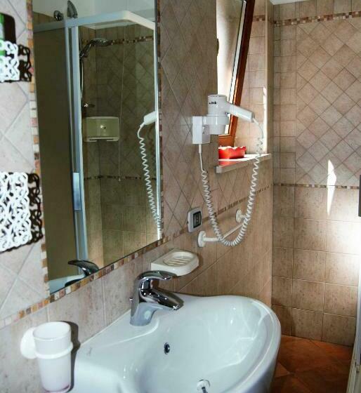 Номер Стандарт с Балконом, Casa Hotel Civitella