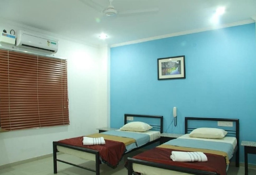 Quarto Deluxe, Deccan Comforts
