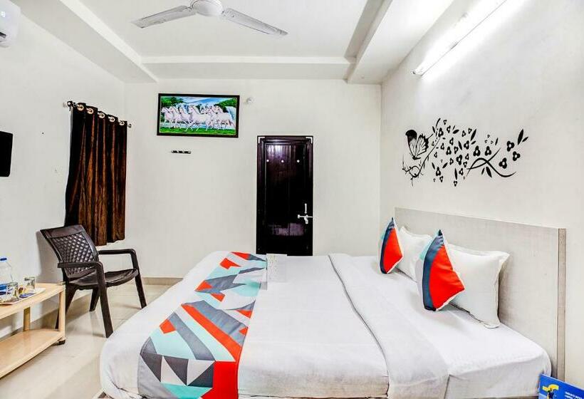 Номер Deluxe, Fabhotel Himanshi
