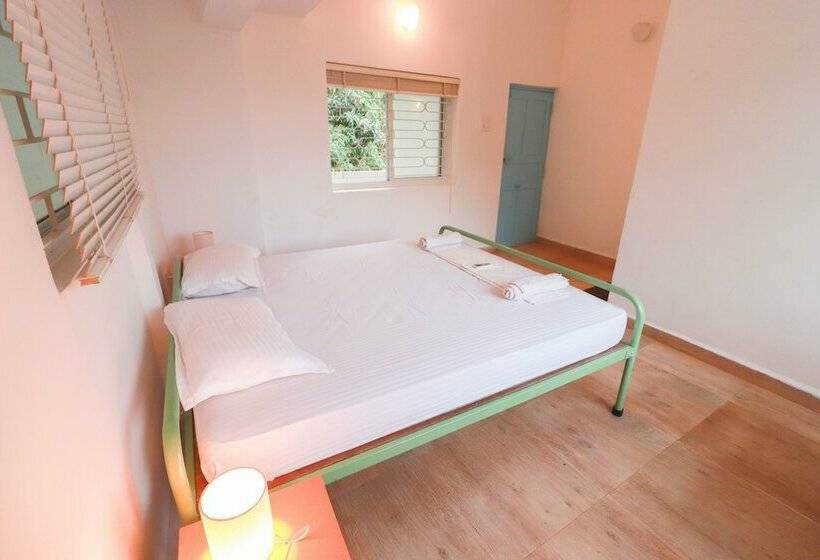 Quarto Estandar, Summer By Thehostelcrowd