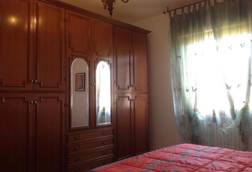 Quarto Estandar, Il Giardino Del Gallo