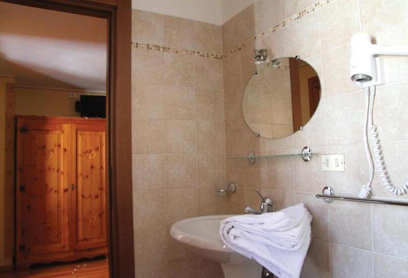 اتاق استاندارد با چشم‌انداز کوهستان, Albergo Herbetet