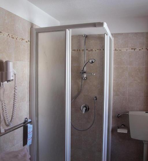 اتاق اکونومی, Albergo Herbetet