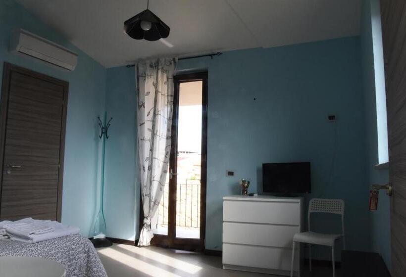 Номер Стандарт Трехместный, Casa Natia