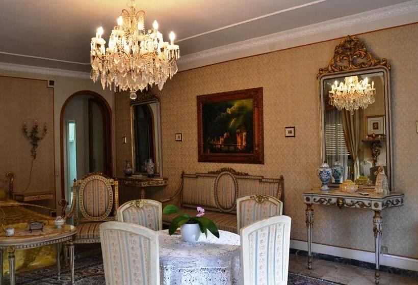اتاق استاندارد چهار تخته, Stanze Barocche