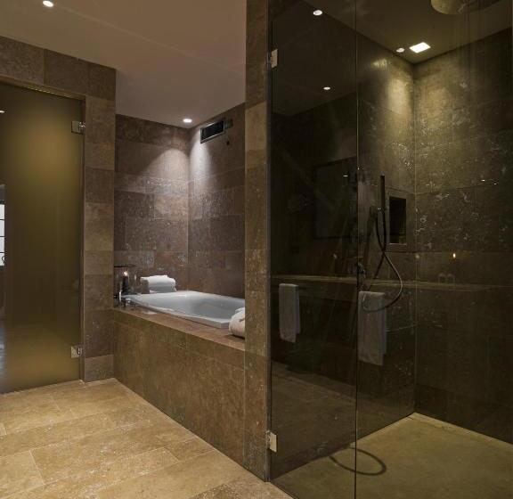 Juniorsviitti, Filario Hotel & Residences