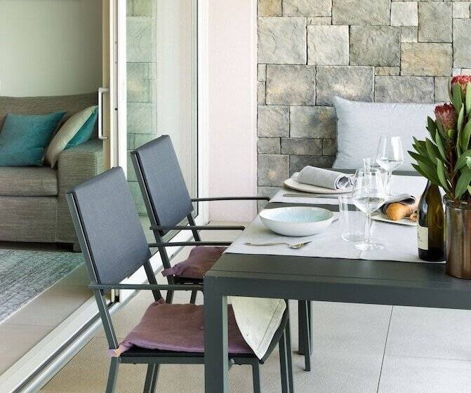 1 Bedroom Apartment Lake View, Filario Hotel & Residences