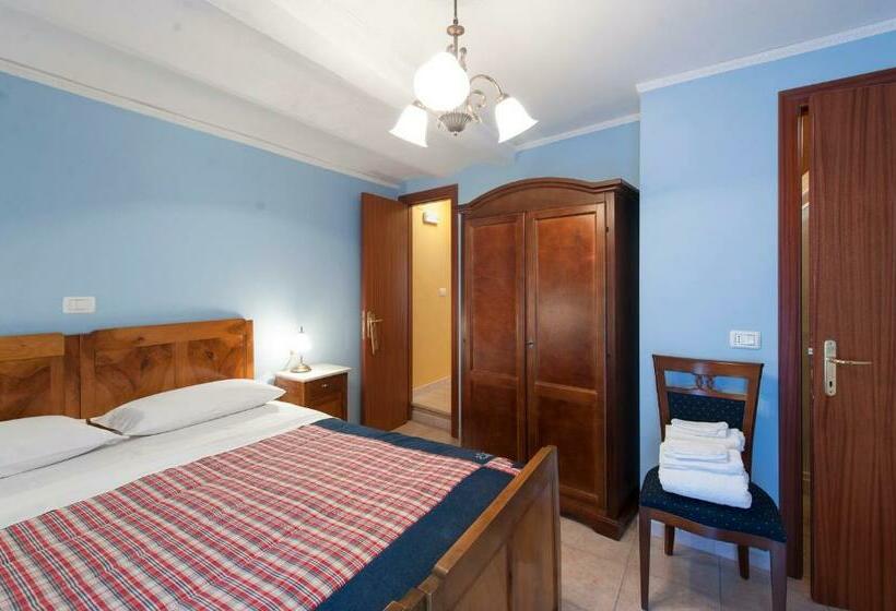 اتاق استاندارد, La Casa Dei Nonni B&b