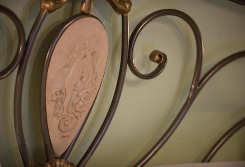 اتاق استاندارد, La Casa Dei Nonni B&b