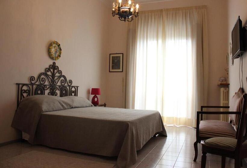 Номер Стандарт с Балконом, Casa Prunilla