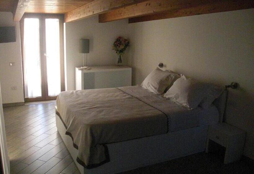 Полулюкс с Балконом, B&b Radici24