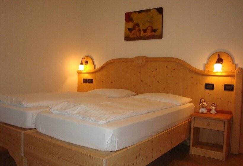 스탠다드 룸 산 전망, Agritur Cornasest
