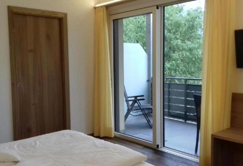 Comfort room with balcony, Garni Raffein