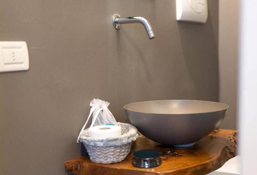 Quarto Estandar, Romantic B&b Il Piccolo Paradiso