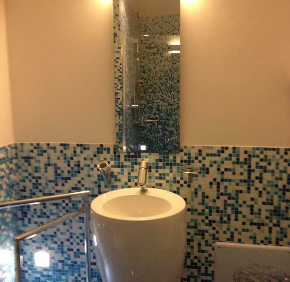 اتاق استاندارد, Portopalosuite