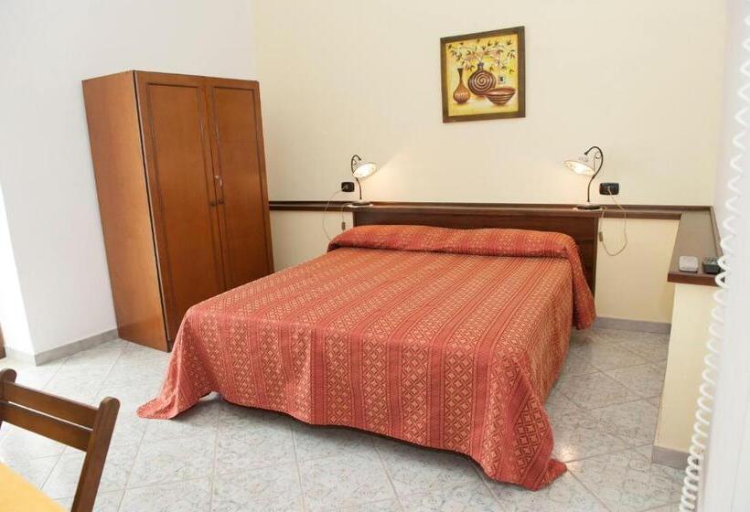 Студио Стандарт Вид на Сад, Casa Vacanze   B&b Il Tempone
