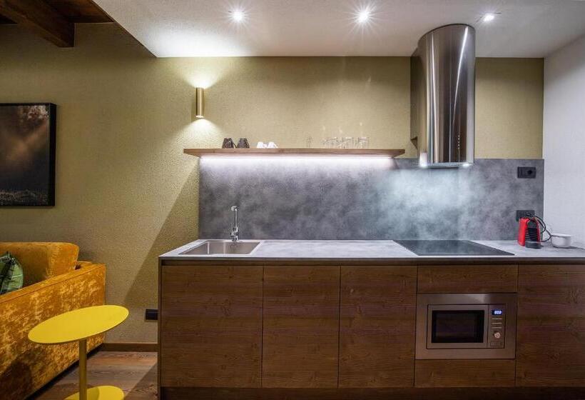 Апартаменты 1 Спальня с Балконом, Cima Dodici B&b   Apartments