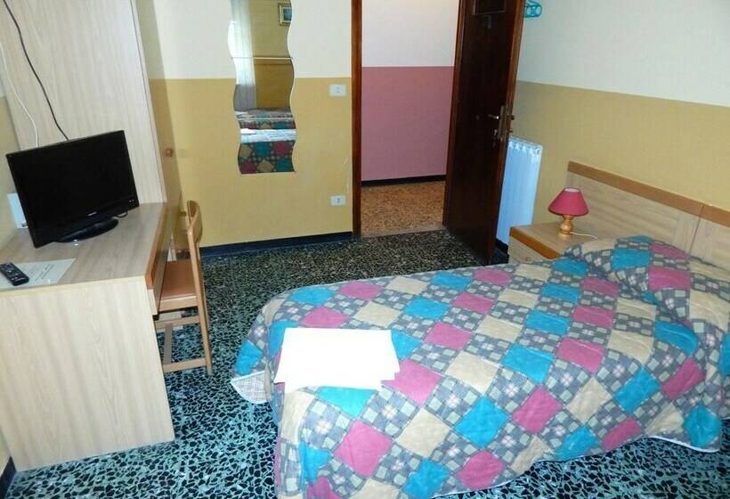 Camera Standard, Albergo Torino