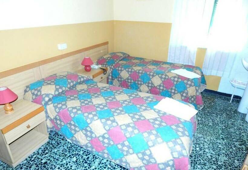 Camera Standard, Albergo Torino