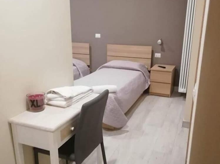 Camera Standard, Albergo Torino