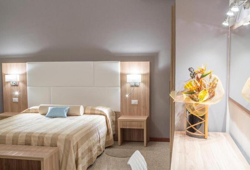 Quarto Familiar Superior, Solmar