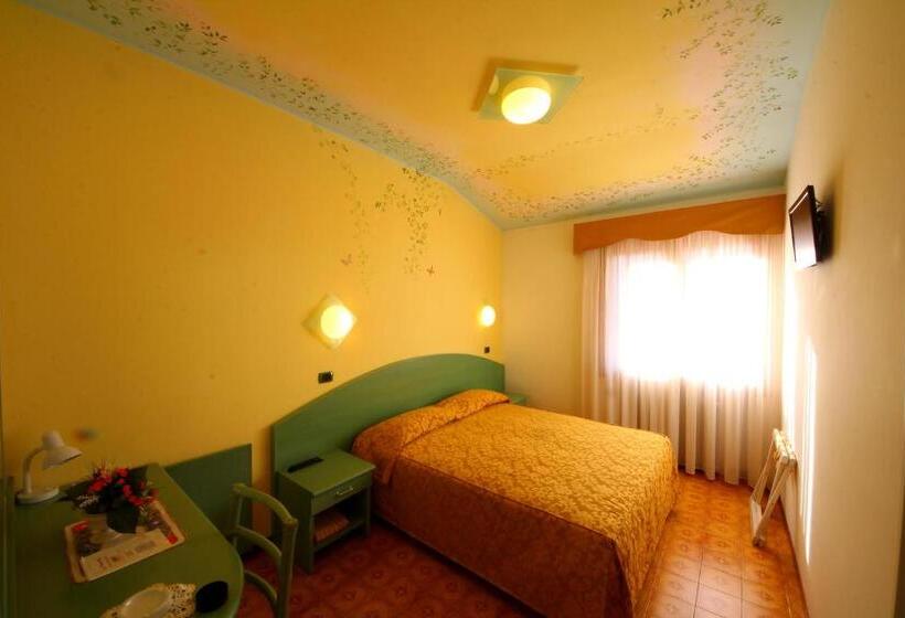 标准间, La Favorita Apricale B&b & Ristorante
