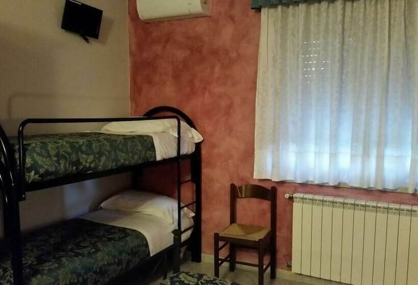 四人标准间, Albergo B&b Antica Trattoria Bacco
