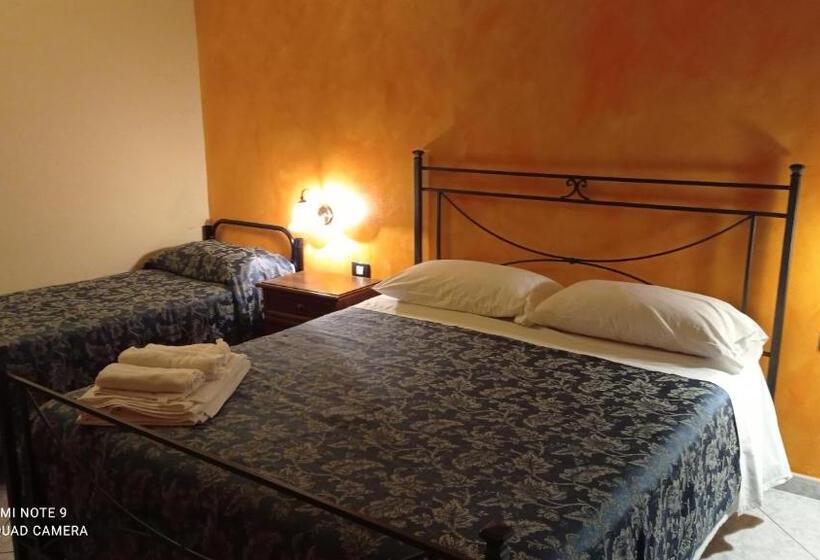 标准三人间, Albergo B&b Antica Trattoria Bacco