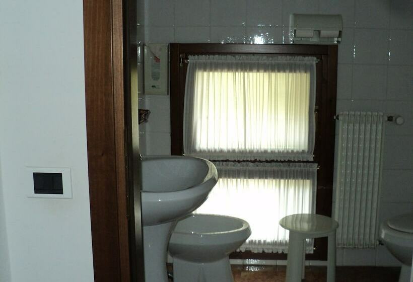 Номер Стандарт Трехместный, Albergo La Bersagliera