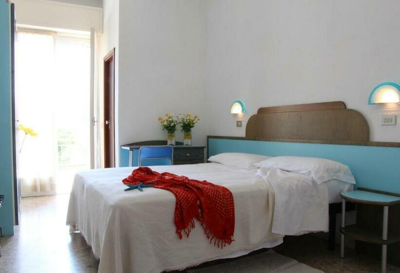 اتاق استاندارد سه نفره, Confort