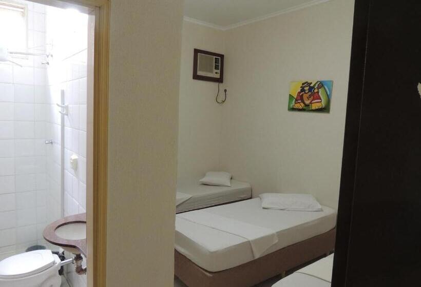 Номер Стандарт Трехместный, & Hostel San José