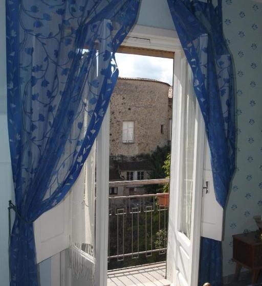 Семейный Номер, La Congiura Dei Baroni