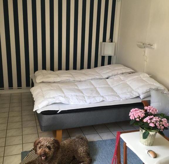 Номер Стандарт Совместная Ванная, Poppelgaarden Rømø   Hostel