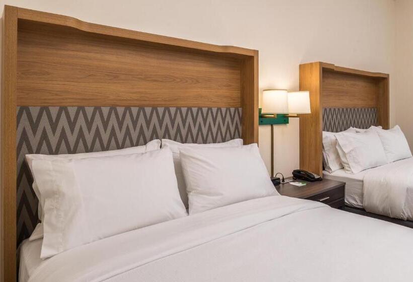 Номер Стандарт Адаптированный для Инвалидов, Holiday Inn Joplin, An Ihg