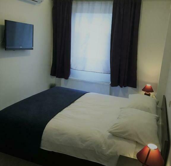 اتاق استاندارد با چشم‌انداز باغ, London Rooms Zagreb Airport