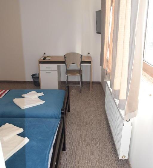 اتاق سوپریور با چشم‌انداز باغ, London Rooms Zagreb Airport