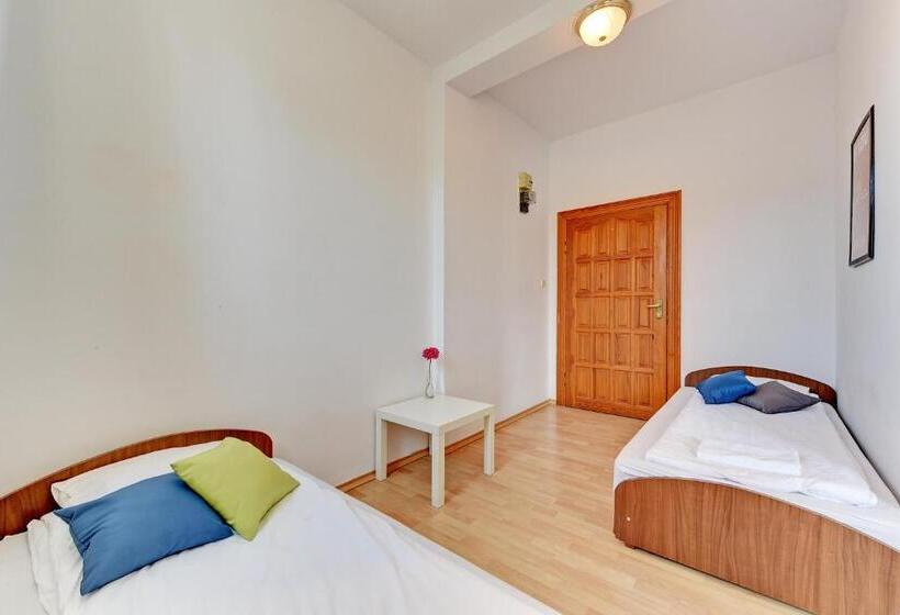 חדר סטנדרט חדר אמבטיה משותף, Nice Rooms   Pokoje Gościnne
